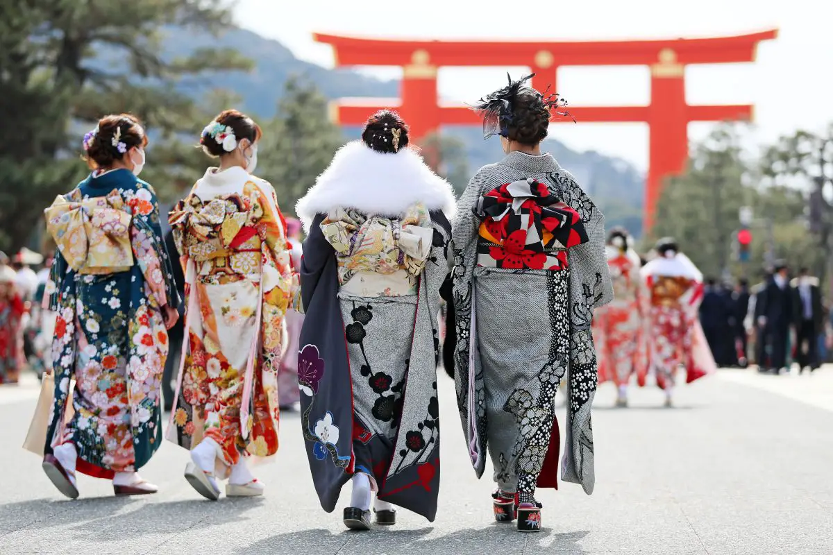 What Is The Difference Between A Kimono And A Yukata