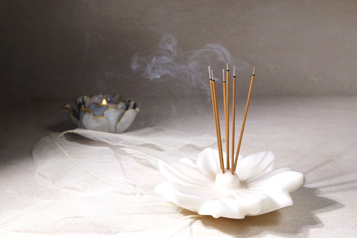 How to Use Incense Sticks