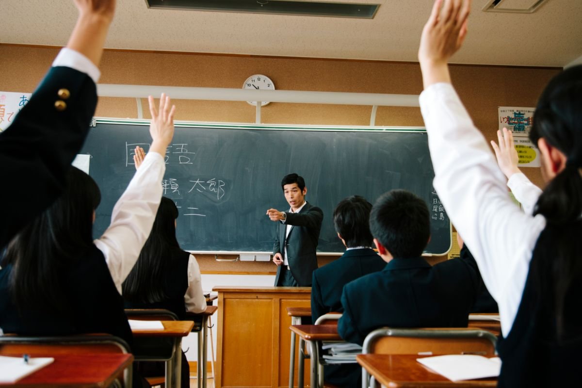 What Time Does School Start In Japan? Why So Japan