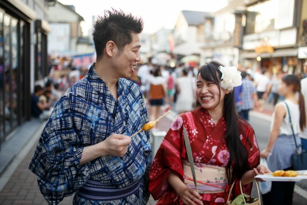 What Is The Difference Between A Kimono And A Yukata? Why So Japan