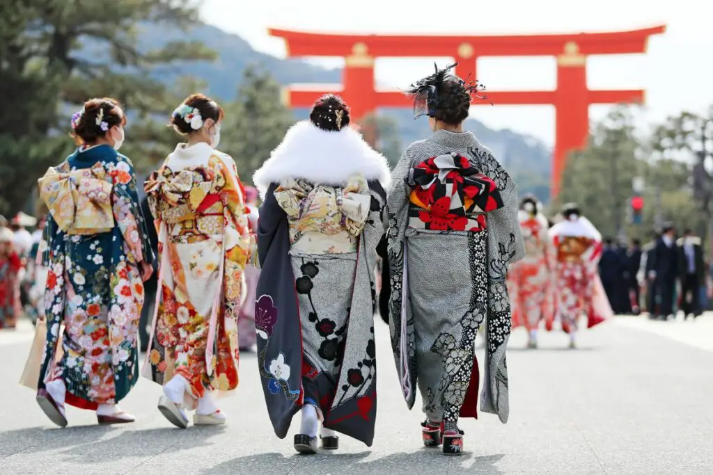 What Is The Difference Between A Kimono And A Yukata