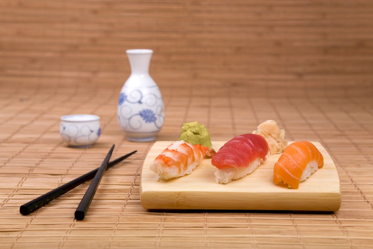 What Is Sake Sushi? (1)